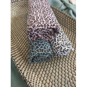 Swaddle panterprint roze